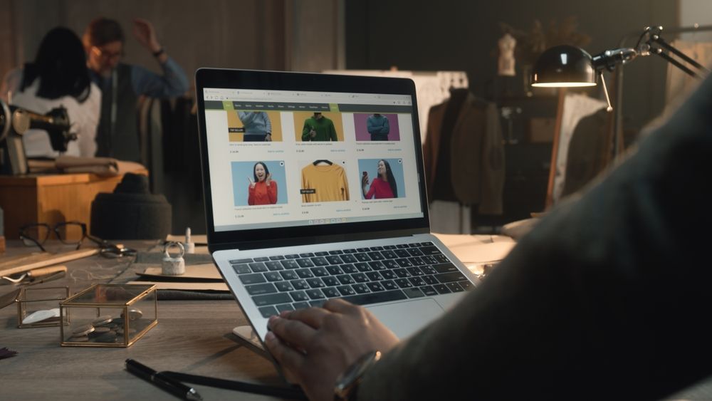 Improve Your Ad Targeting with Product Variant Feed Optimization