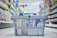 How to Structure Product Variant Feeds for Multichannel Marketplaces